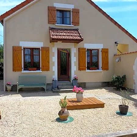 D' Hotes A Benaize